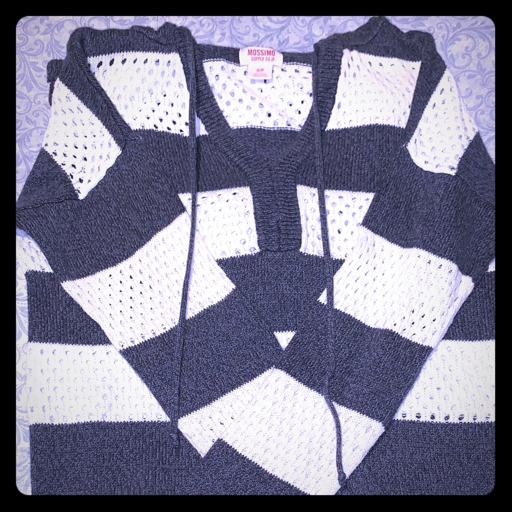 Mossimo,Crochet pullover hooded sweatshirt.